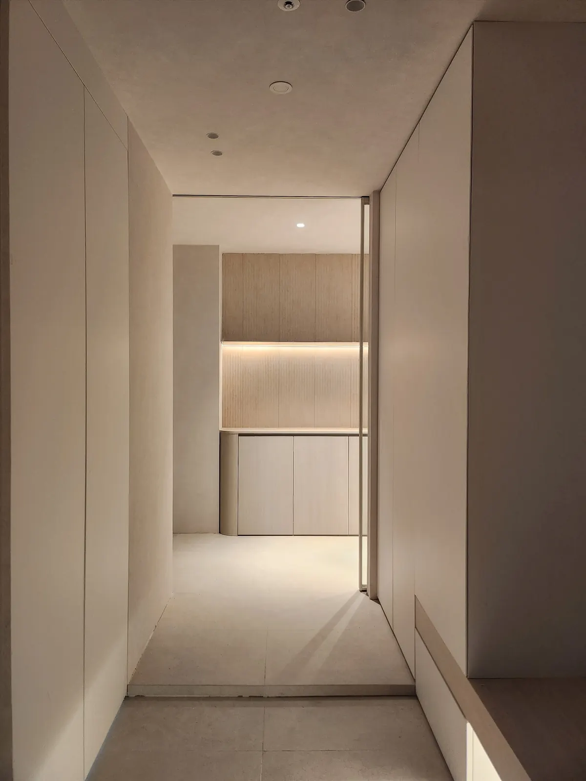 에디핏 Quiet Built-ins 맞춤가구 시공 디테일 6